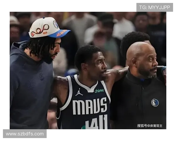 凯里欧文与足球明星的跨界合作与友谊探讨